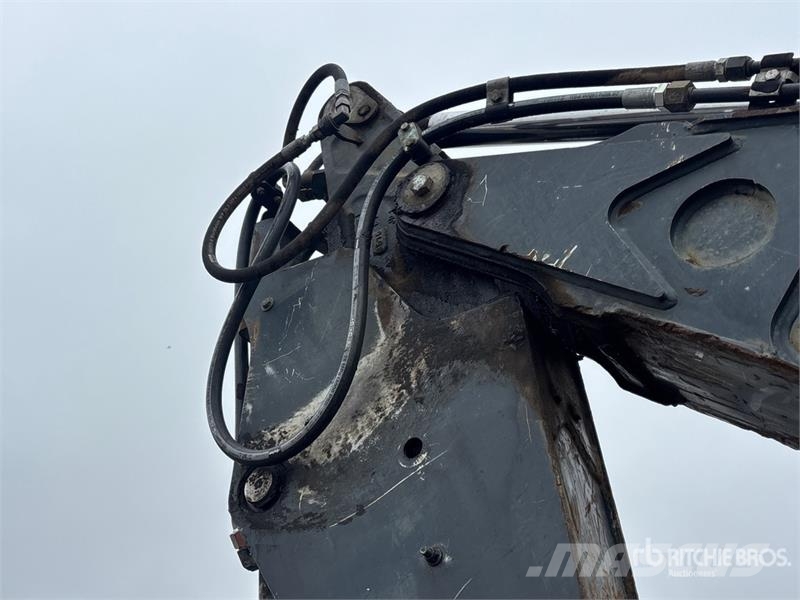 John Deere 410K Traktorgravere
