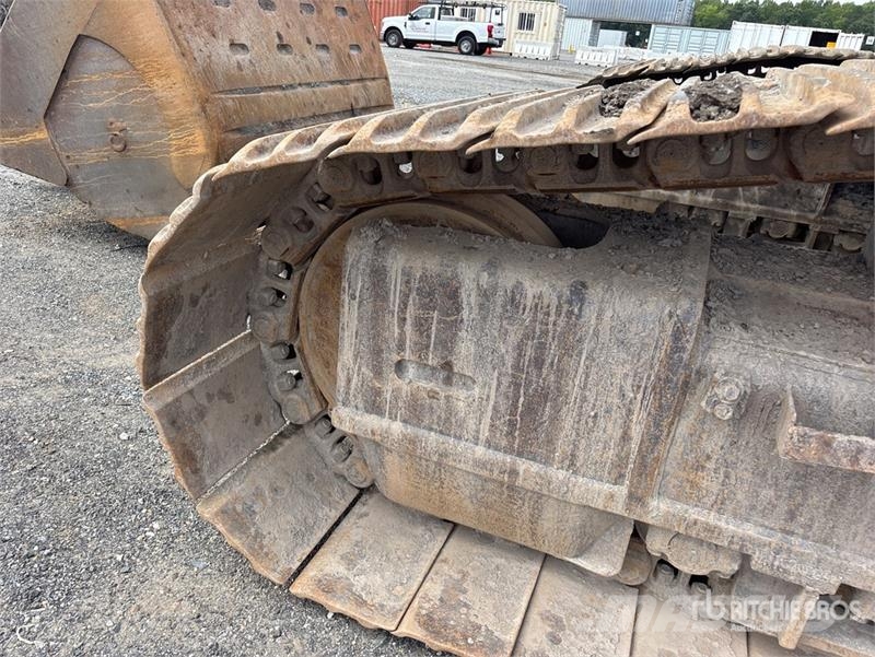 John Deere 450DLC Tracked Excavator Telakaivukoneet