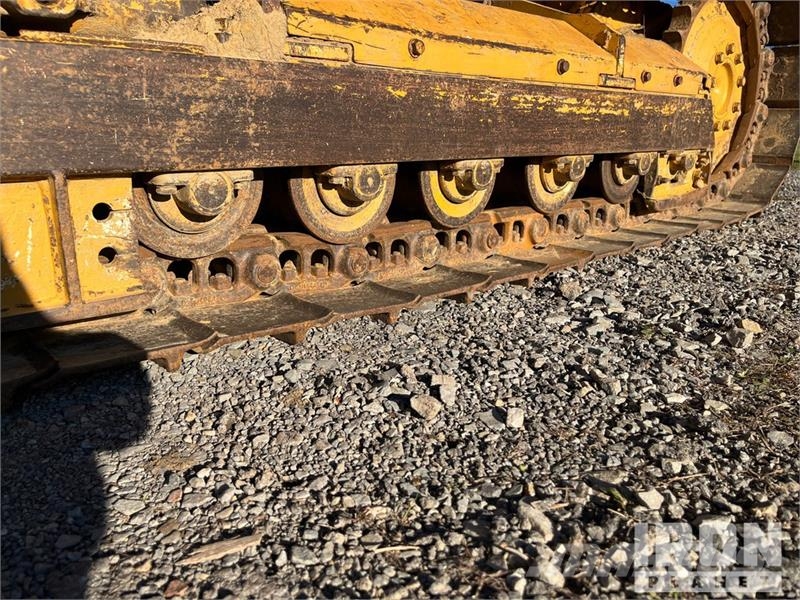 John Deere 450J LT Telaketjupuskutraktorit
