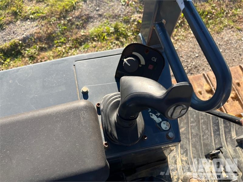 John Deere 450J LT Telaketjupuskutraktorit