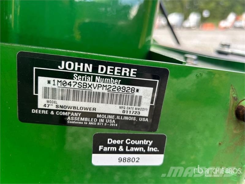 John Deere 47 in Snow Blower Attachment 농기계 - 기타