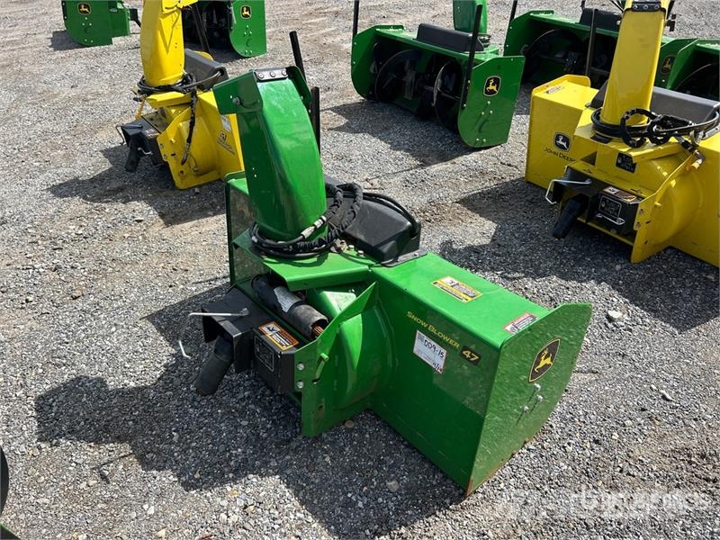 John Deere 47 in Snow Blower Attachment 농기계 - 기타