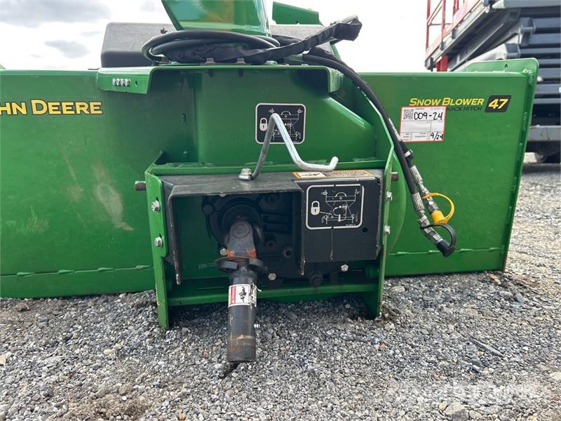 John Deere 47 in Snow Blower Attachment 농기계 - 기타