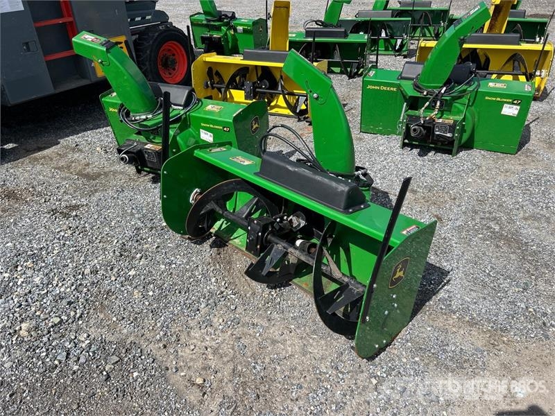 John Deere 47 in Snow Blower Attachment 농기계 - 기타