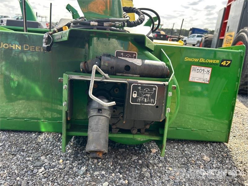 John Deere 47 in Snow Blower Attachment 농기계 - 기타