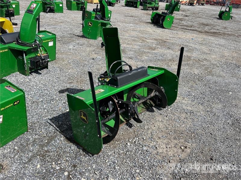 John Deere 47 in Snow Blower Attachment 농기계 - 기타