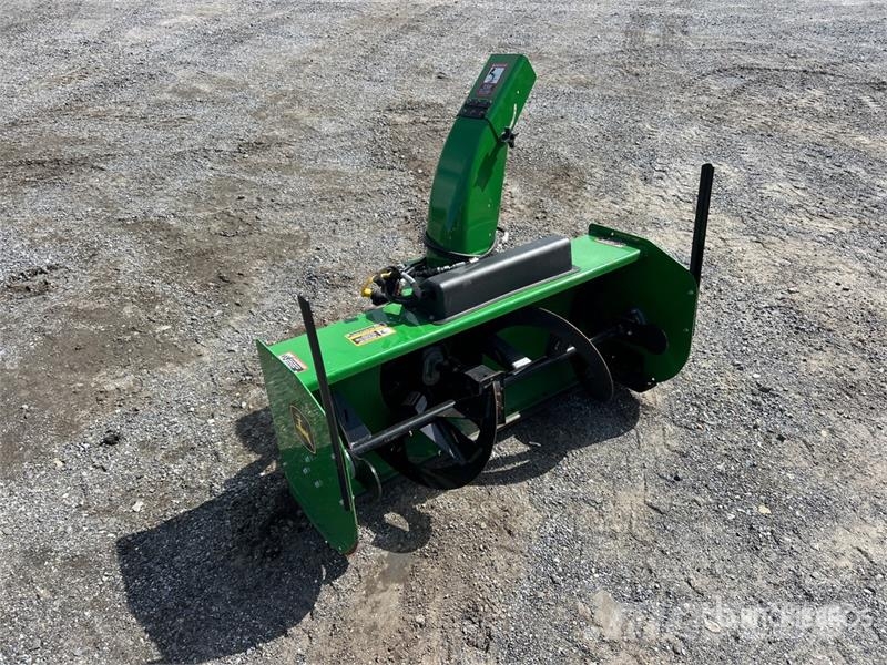 John Deere 47 in Snow Blower Attachment ماكينات زراعية - غير ذلك