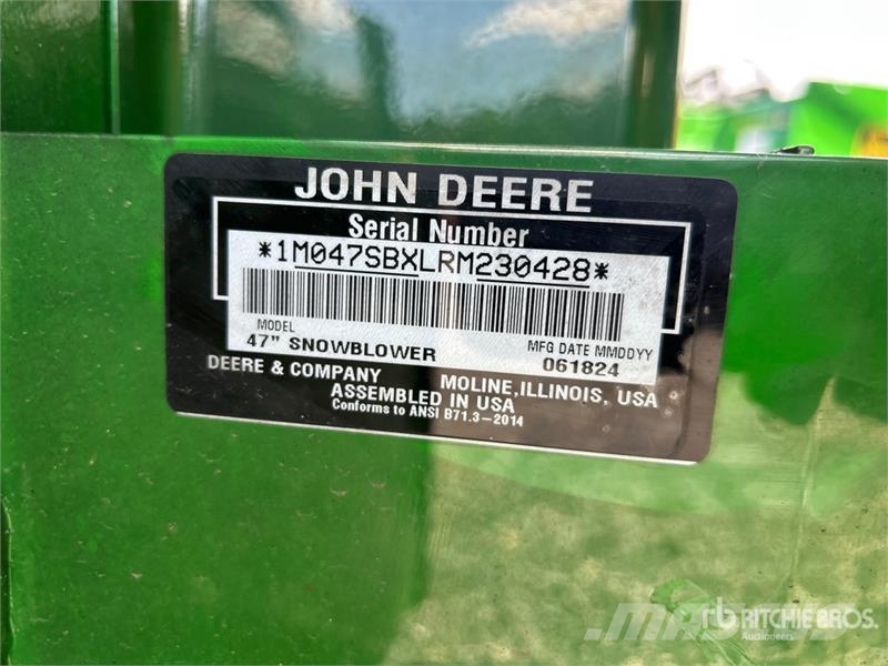 John Deere 47 in Snow Blower Attachment Otra maquinaria agrícola