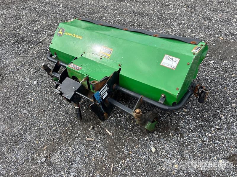 John Deere 52 in Broom Attachment - Fits 5225 Metle