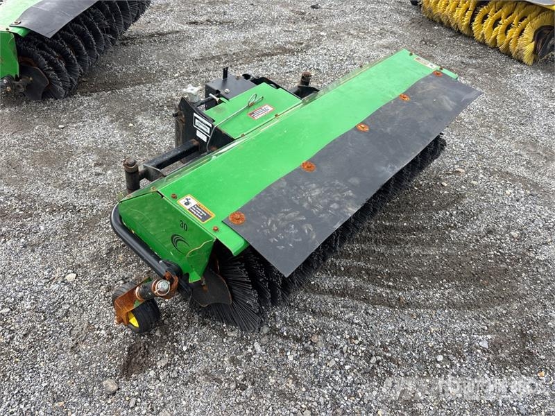 John Deere 52 in Broom Attachment - Fits 5225 Harjad