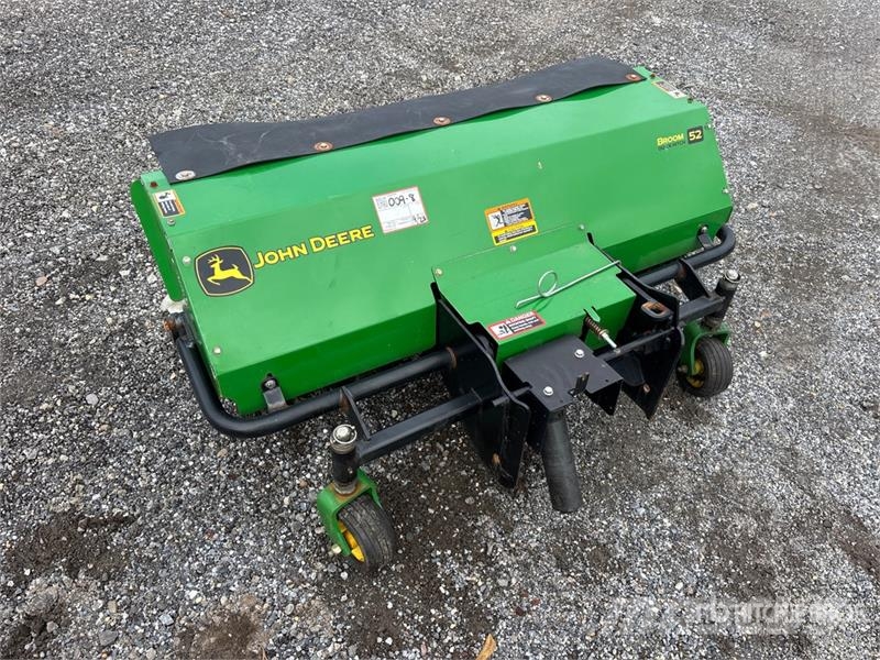 John Deere 52 in Broom Attachment - Fits 5225 Metle