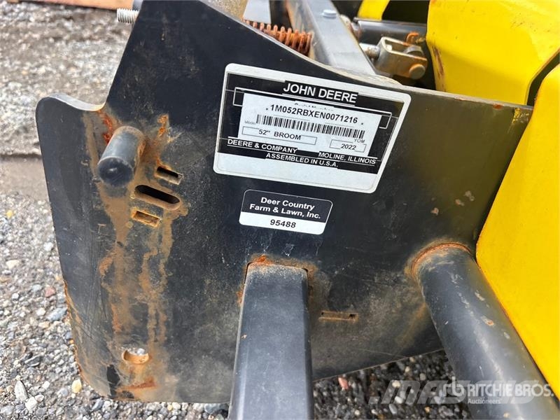 John Deere 52 in Broom Attachment - Fits 5225 Metle