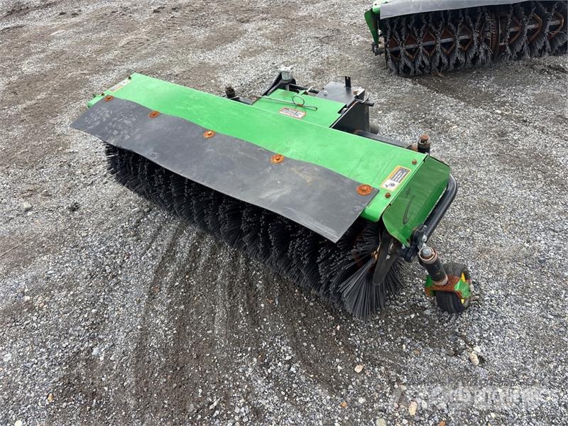 John Deere 52 in Broom Attachment - Fits 5225 Harjad