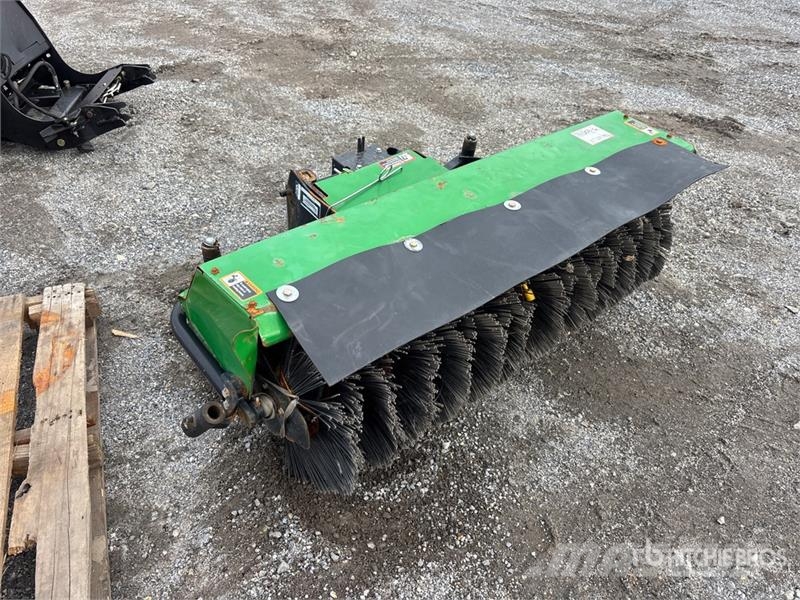 John Deere 52 in Broom Attachment - Fits 5225 Metle