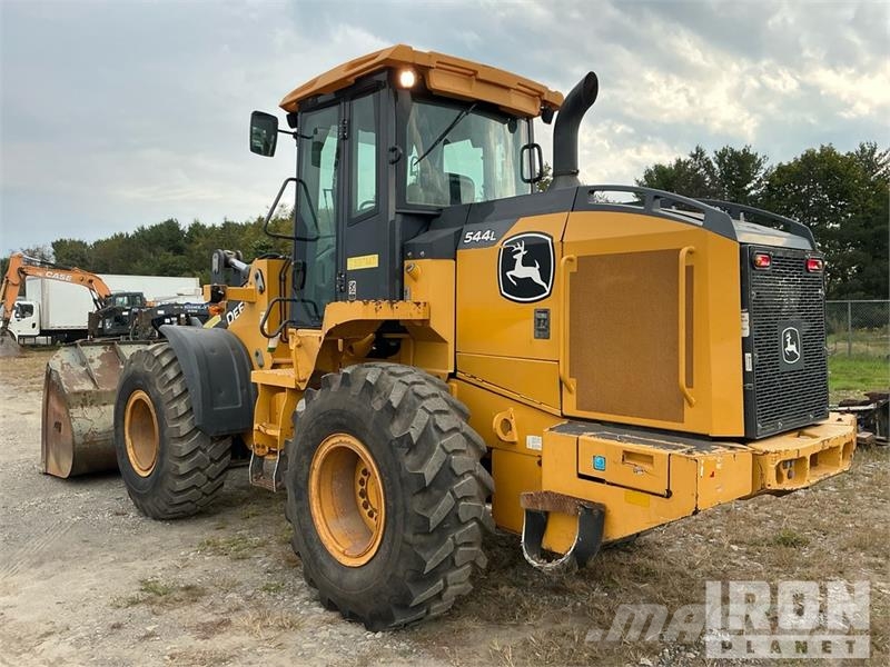John Deere 544L Wheel Loader Iekrāvēji uz riteņiem