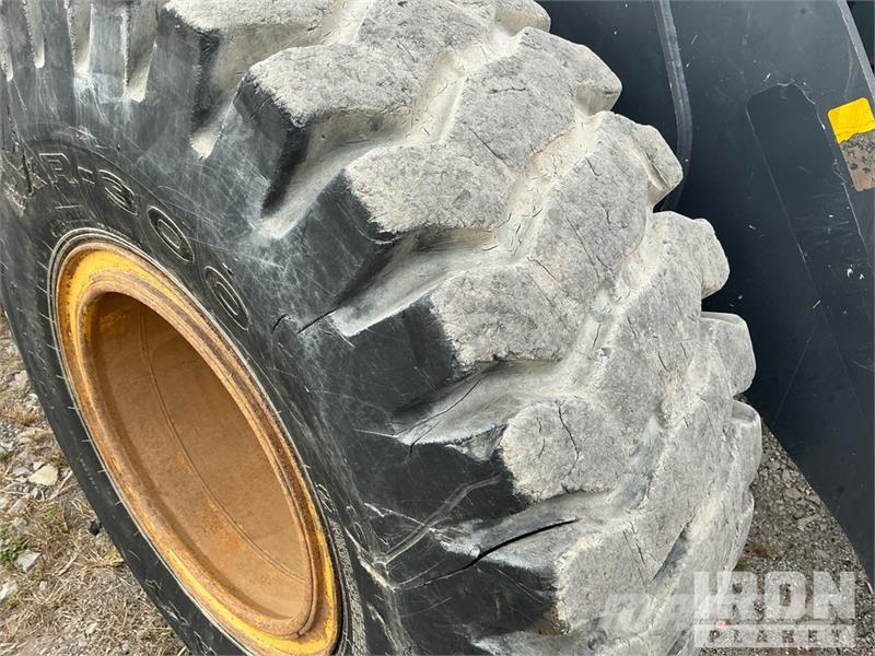 John Deere 544L Wheel Loader Iekrāvēji uz riteņiem