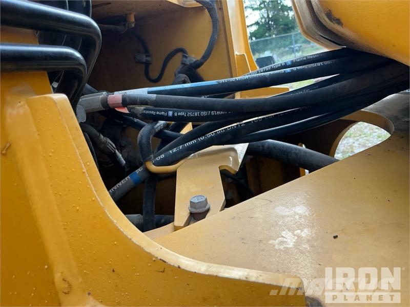 John Deere 544L Wheel Loader Iekrāvēji uz riteņiem