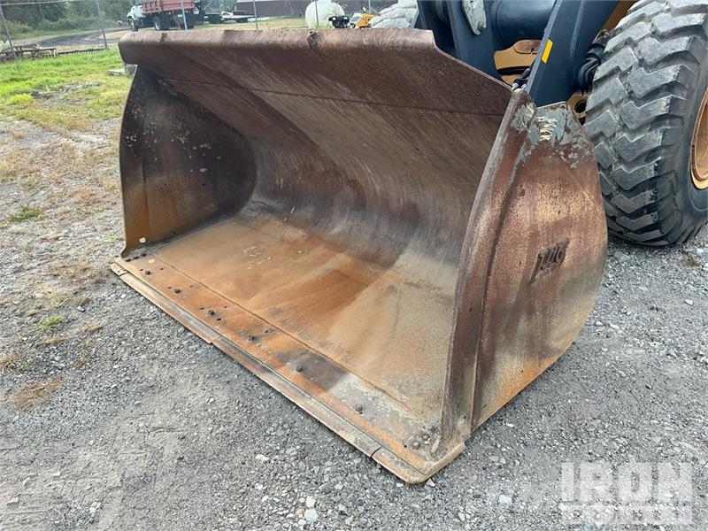 John Deere 544L Wheel Loader Iekrāvēji uz riteņiem