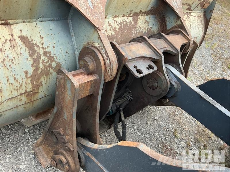 John Deere 544L Wheel Loader Iekrāvēji uz riteņiem