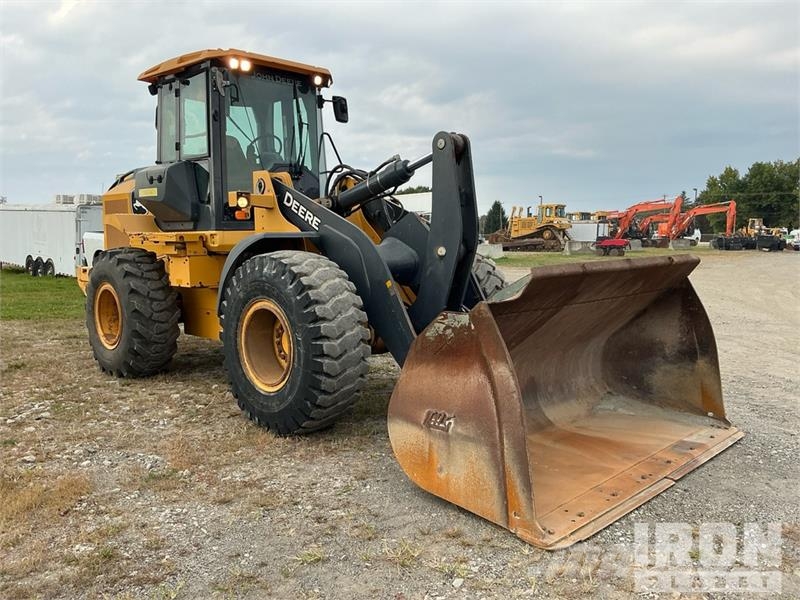 John Deere 544L Wheel Loader Iekrāvēji uz riteņiem
