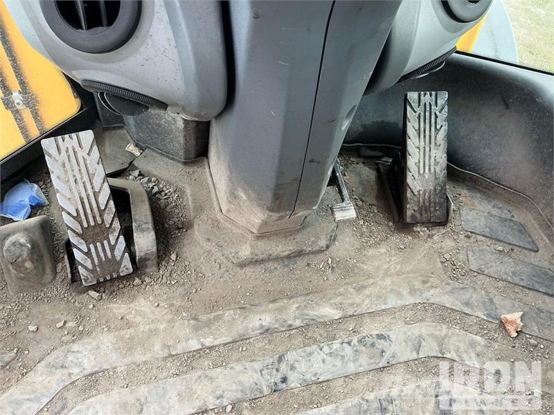 John Deere 544L Wheel Loader Iekrāvēji uz riteņiem