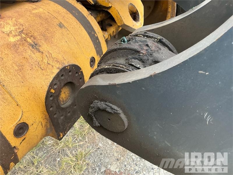 John Deere 544L Wheel Loader Iekrāvēji uz riteņiem