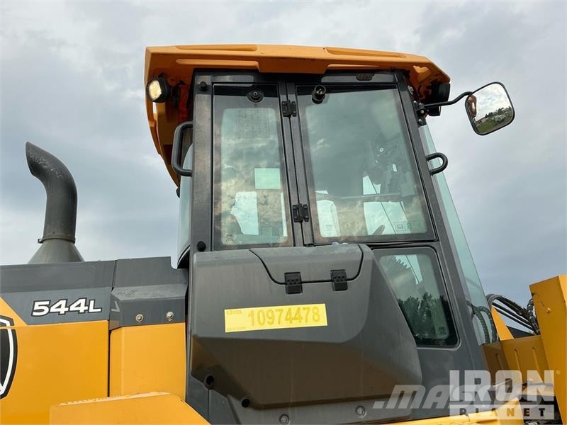 John Deere 544L Wheel Loader Iekrāvēji uz riteņiem