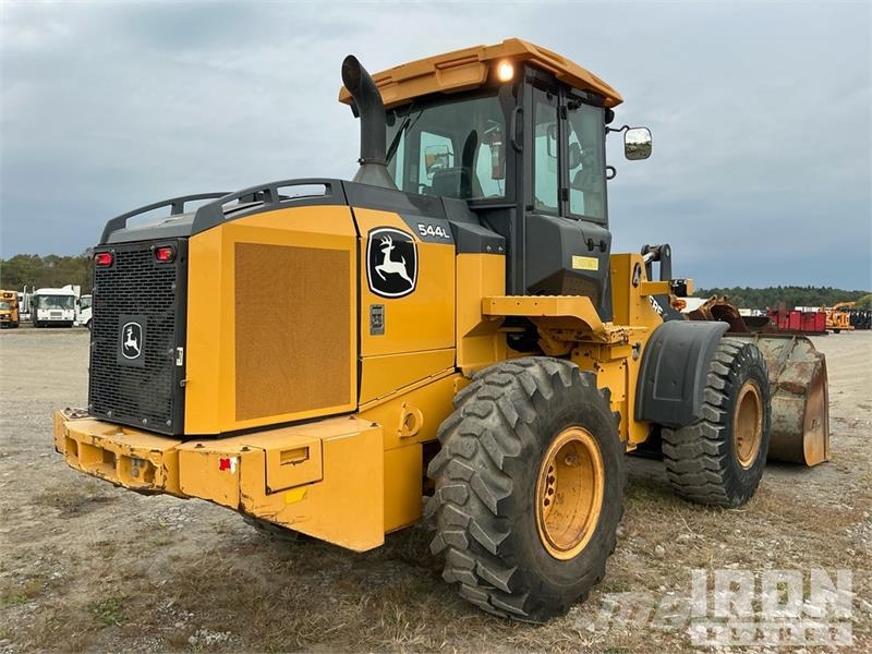 John Deere 544L Wheel Loader Iekrāvēji uz riteņiem
