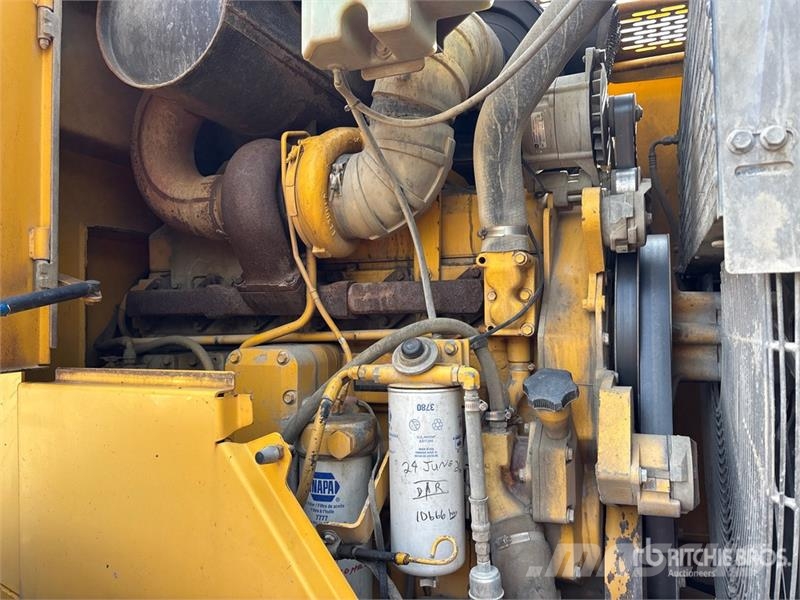 John Deere 744H Wheel loaders