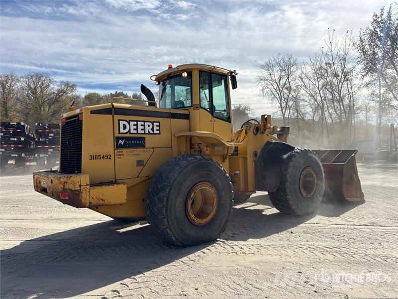 John Deere 744H Wheel loaders