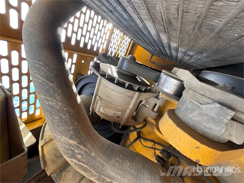 John Deere 744H Wheel loaders
