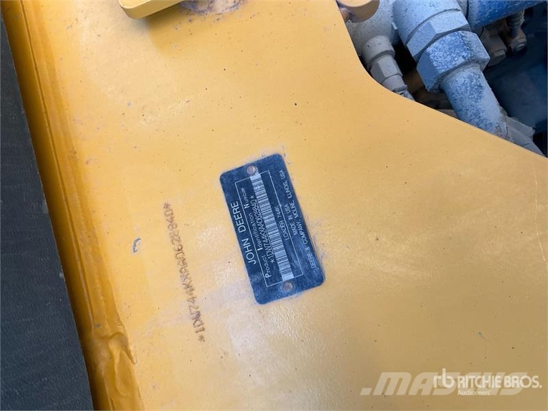 John Deere 744K Wheel Loader Kolesni nakladalci