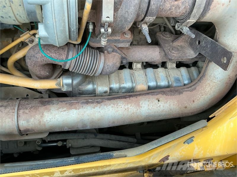 John Deere 850K WLT Pásové dozery