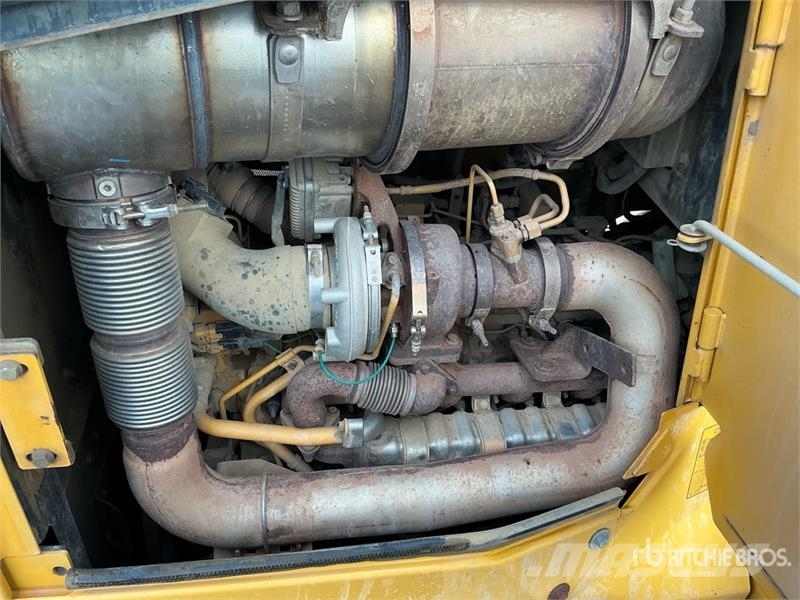John Deere 850K WLT Pásové dozery