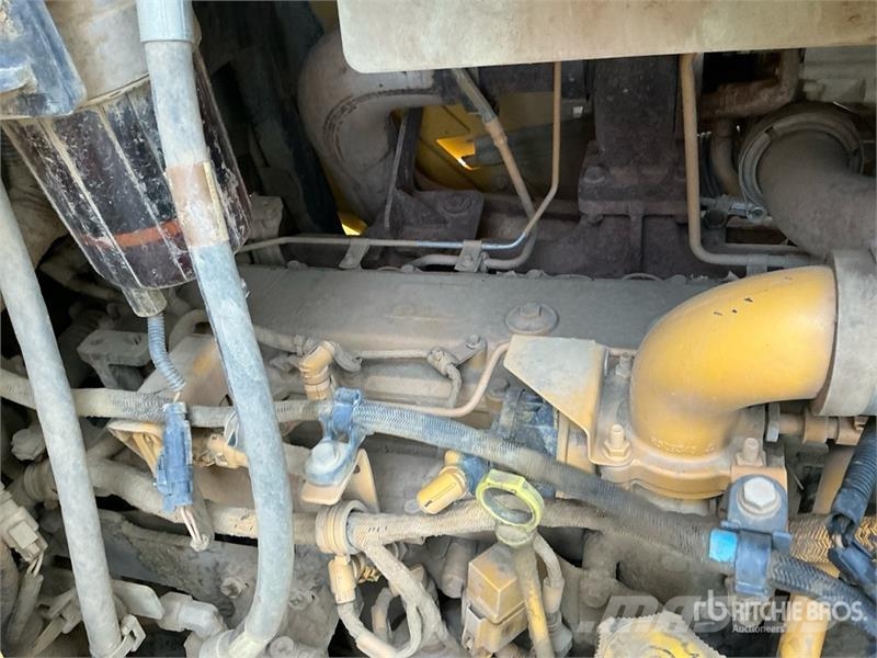John Deere 850K WLT Pásové dozery