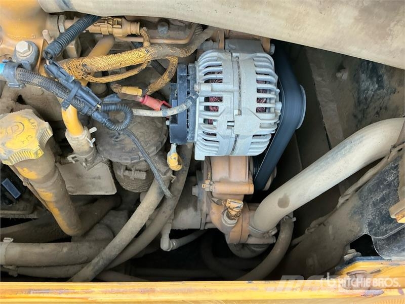 John Deere 850K WLT Pásové dozery