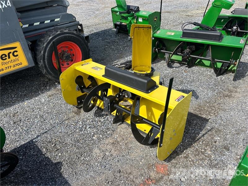 John Deere Snow Blower 제설기