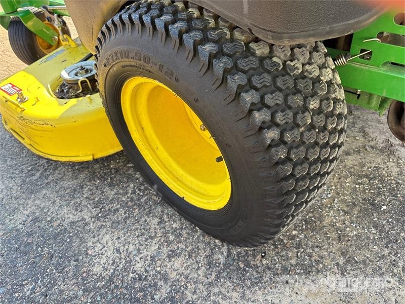 John Deere Z655 54HC Zero-Turn Lawn Mower Päältäajettavat ruohonleikkurit