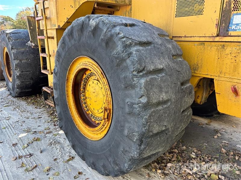 Kawasaki 115Z 3 Wheel Loader Pale gommate