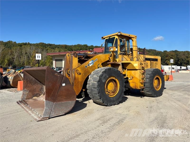 Kawasaki 115Z 3 Wheel Loader Pale gommate