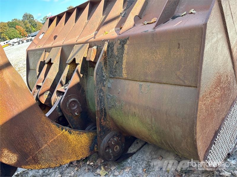 Kawasaki 115Z 3 Wheel Loader Pale gommate