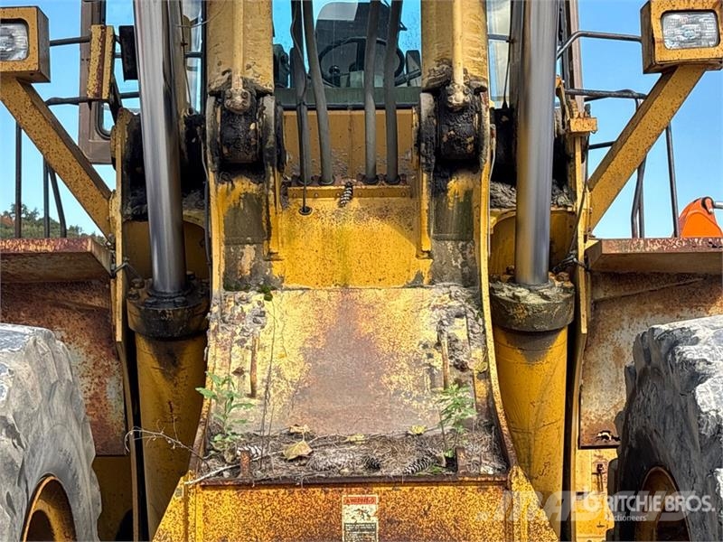 Kawasaki 115Z 3 Wheel Loader Pale gommate