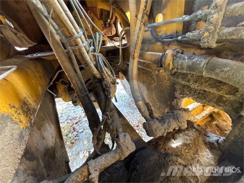 Kawasaki 115Z 3 Wheel Loader Pale gommate