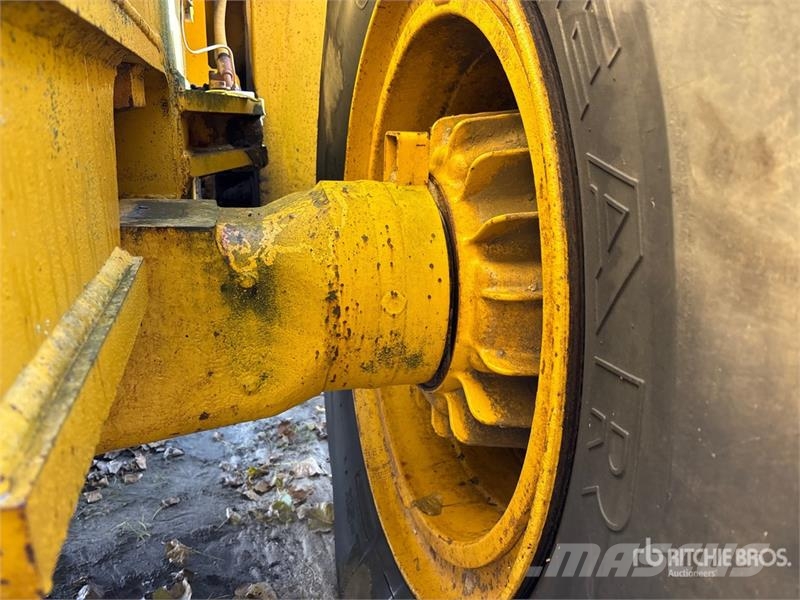Kawasaki 115Z III Wheel Loader Cargadoras sobre ruedas