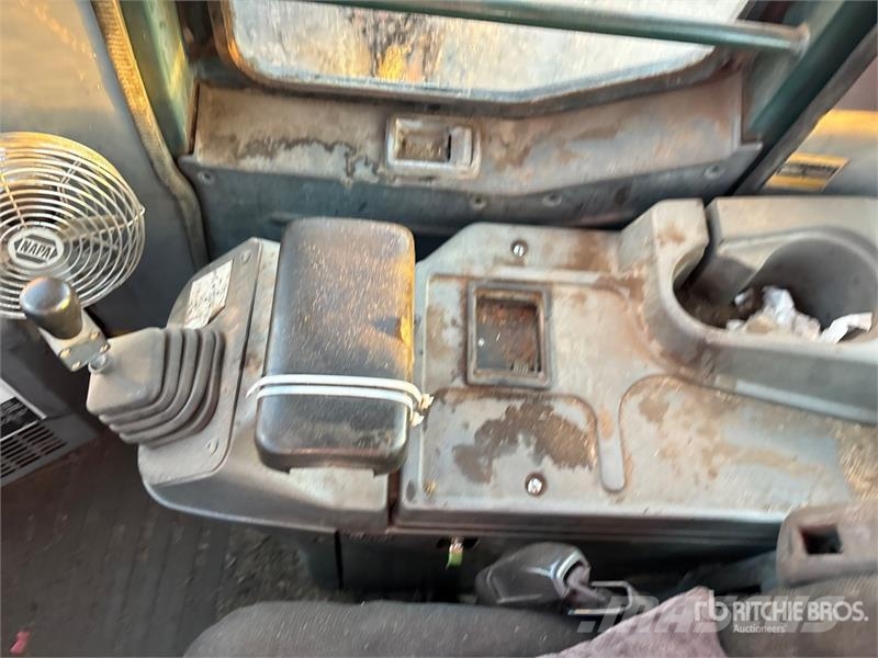 Kawasaki 80ZV Wheel Loader (Inoperable) Колесни товарачи