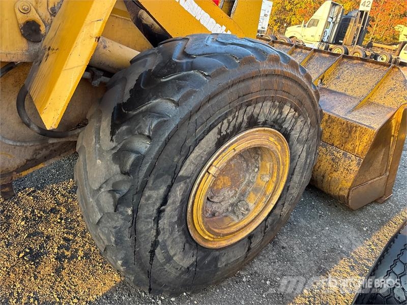 Kawasaki 80ZV Wheel Loader (Inoperable) Колесни товарачи