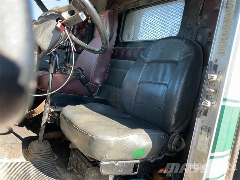 Kenworth PK48000 Knuckle Boom on Kenworth T800 10x4 Boom Tr Tovornjaki z žerjavom
