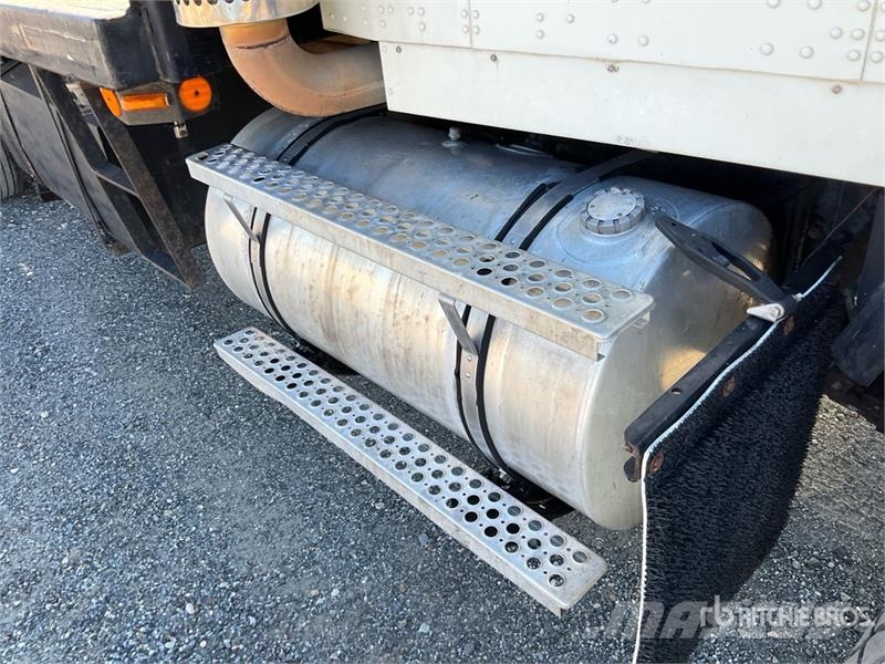 Kenworth PK48000 Knuckle Boom on Kenworth T800 10x4 Boom Tr Tovornjaki z žerjavom