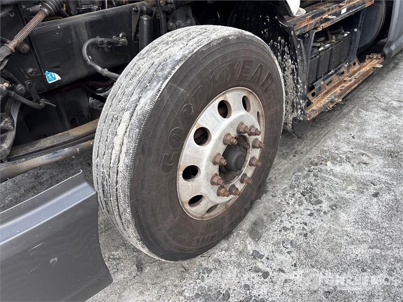 Kenworth T-680 6x4 T/A Day Cab Truck Tractor Trekkers