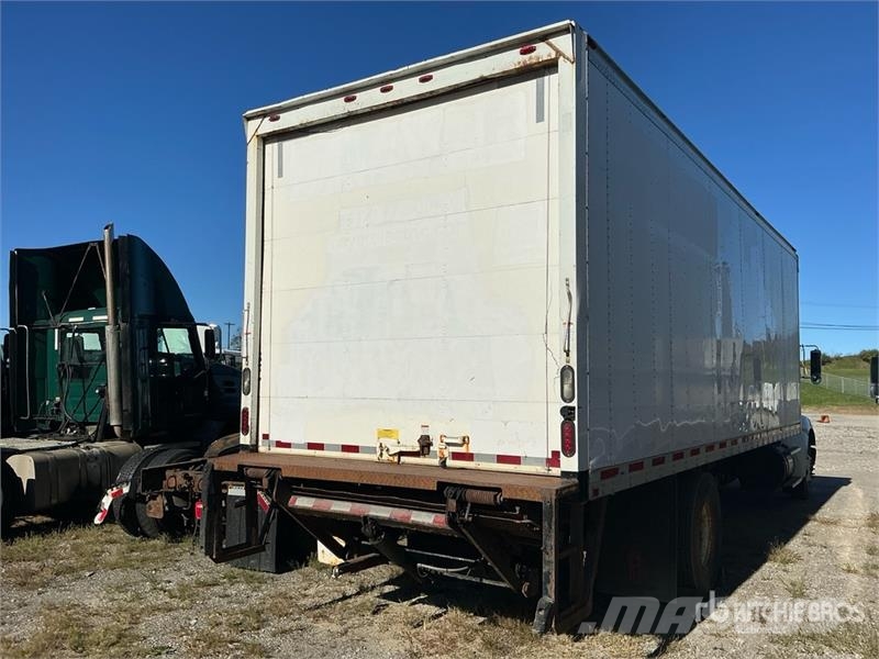 Kenworth T270 貨箱式卡車